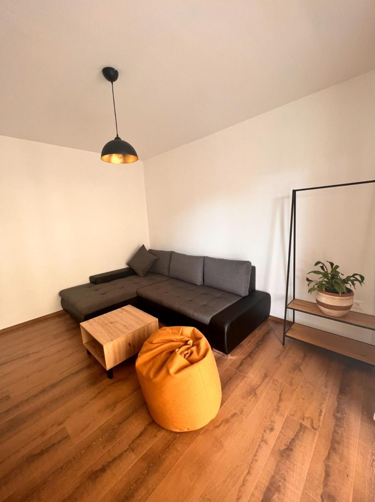 Mila Holiday Apartments Poreč Zewnętrze zdjęcie