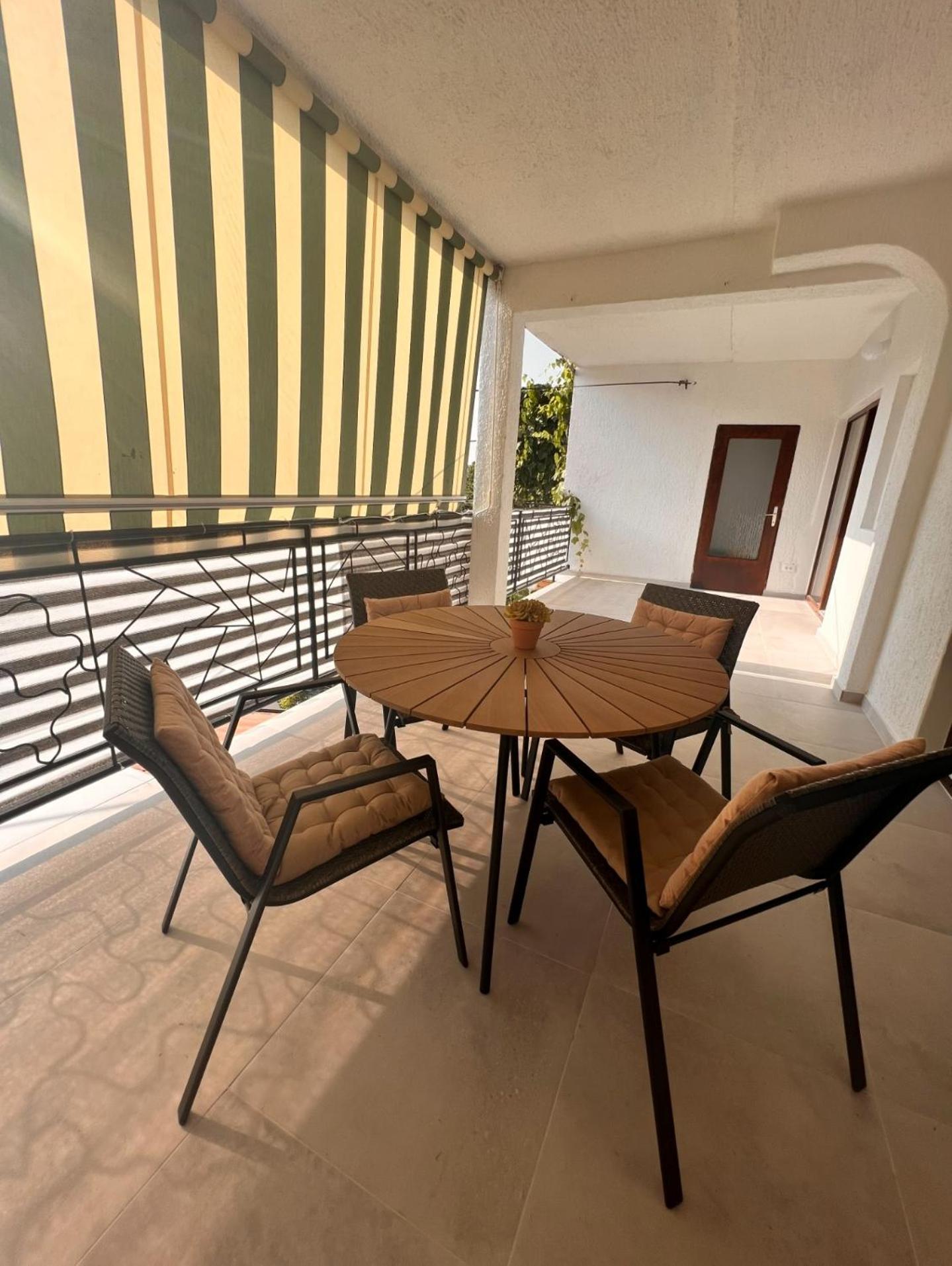 Mila Holiday Apartments Poreč Zewnętrze zdjęcie